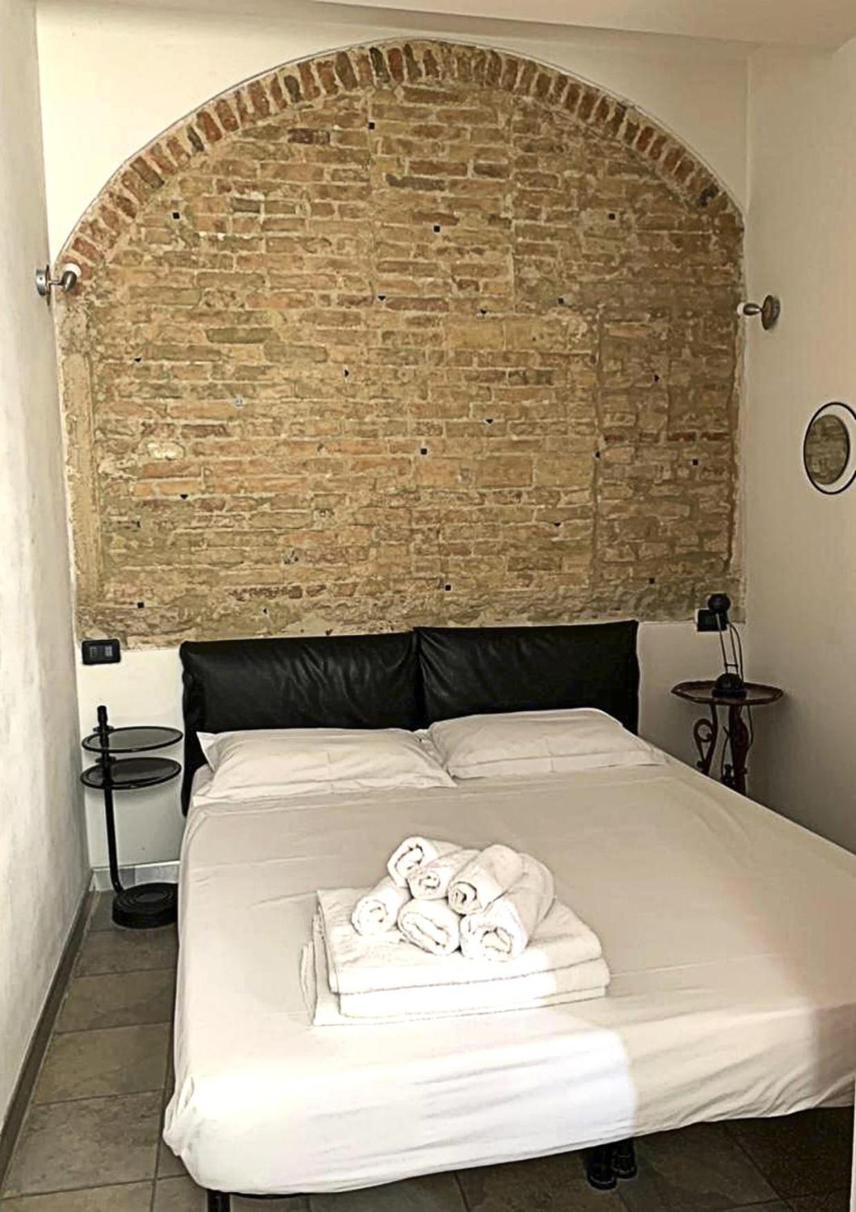 基奥贾Casa Manuela Non Turisti Ma Ospiti公寓 外观 照片
